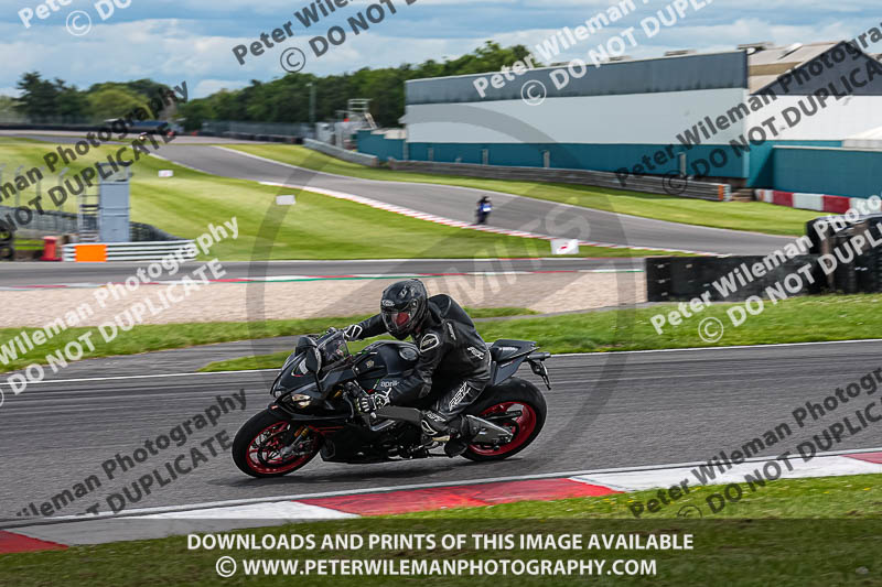 donington no limits trackday;donington park photographs;donington trackday photographs;estoril;event digital images;motorbikes;no limits;no limits trackdays;peter wileman photography;portugal;trackday;trackday digital images;trackday photos